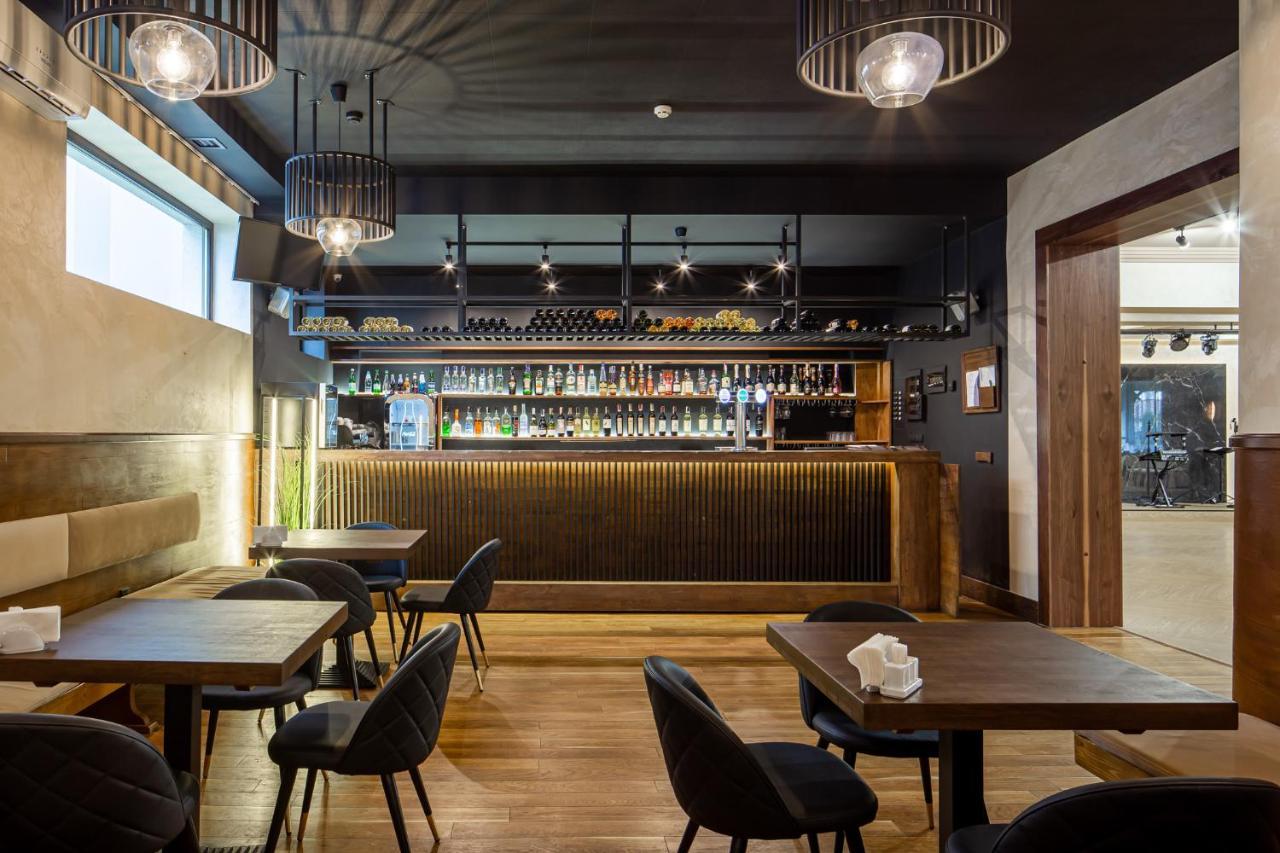 Nebos Hotel & Restaurant Ivano-Frankivsk Eksteriør billede